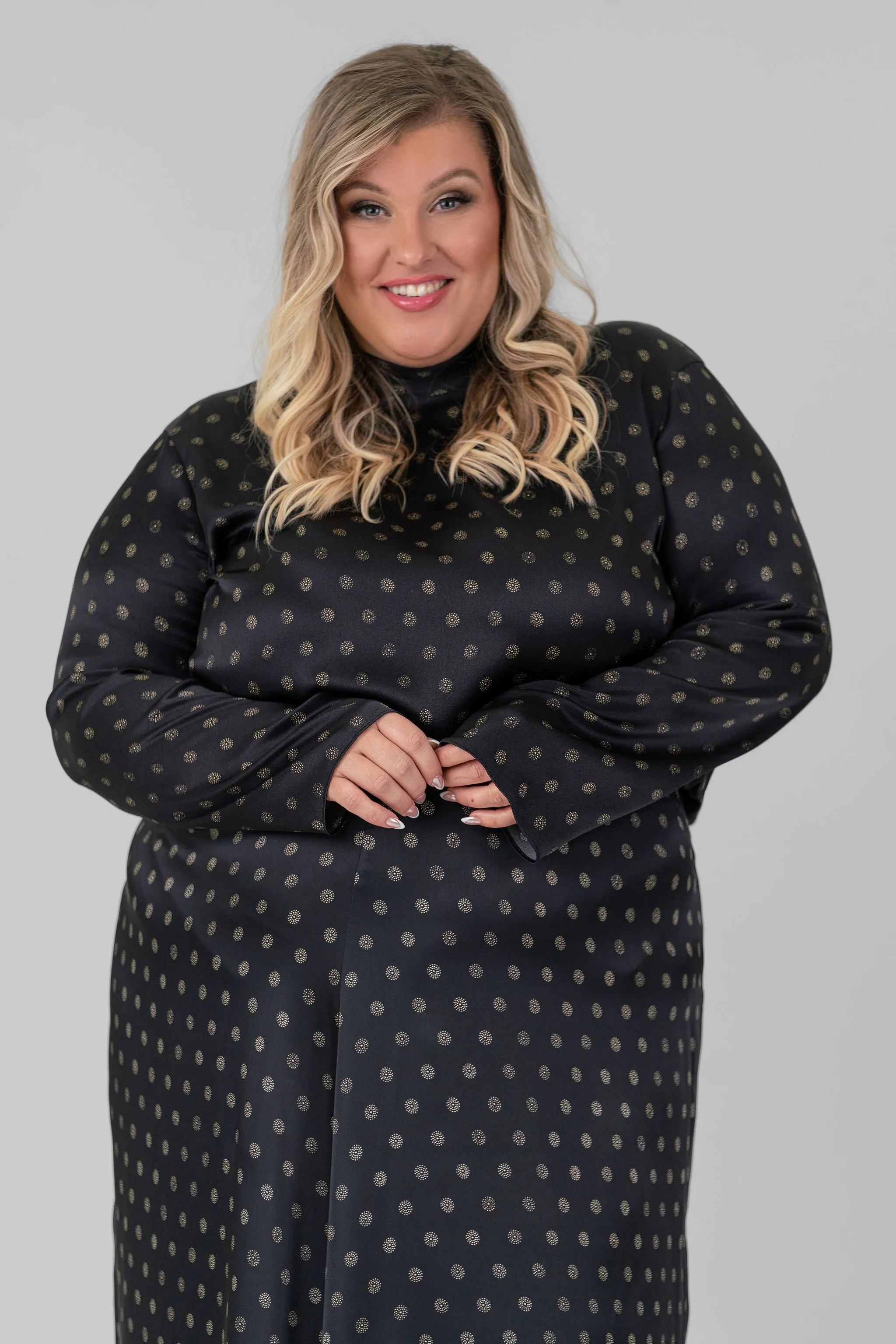 SUN DOT MOCK NECK BLOUSE